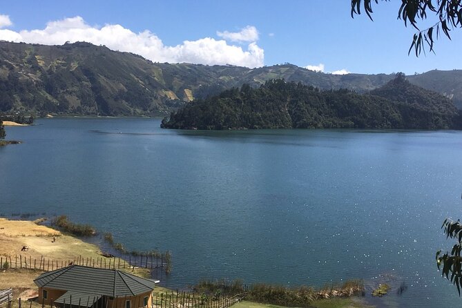 Day Trip To Wonderful Crater Lake of Wenchi & Ancient Church - The lake, boat ride, waterfalls, and hot springs