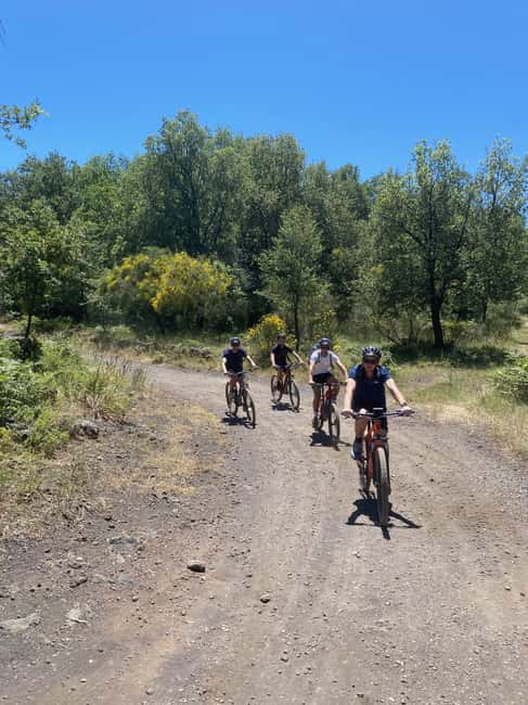 E-mtb tour through lava flows and down to Alcantara gorges - How demanding is the ride?