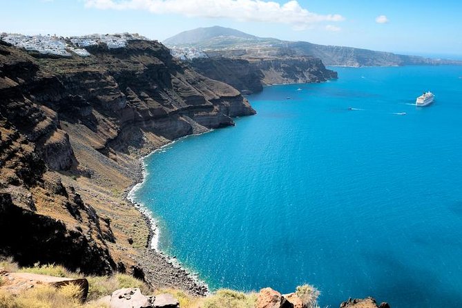 Early Season Experience: 3-hours Santorini Volcano and Hot Springs Trip - Walking across Nea Kameni’s volcanic craters