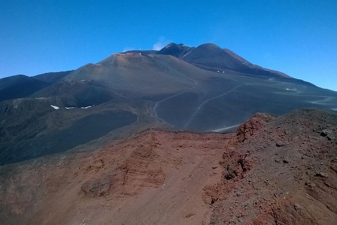 Etna 2000m & Taormina - Why the small group matters