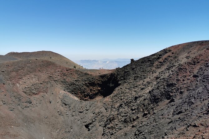 Etna 4WD - The 15-minute walk to Pizzi Deneri