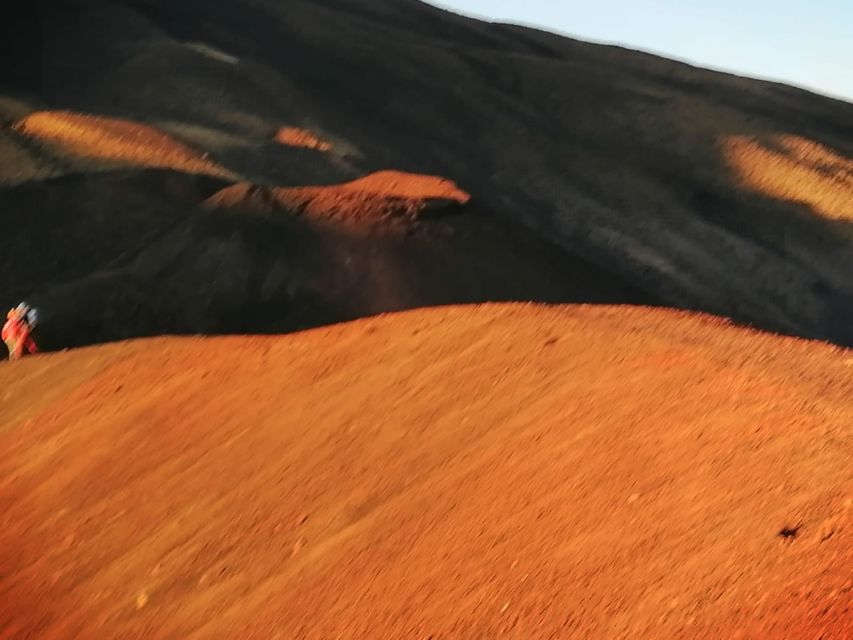 Etna excursions at sunset ancient craters and lava flows - Key points to know before you go