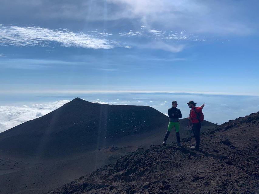 Etna: hiking to a stunning viewpoint over Valle del Bove - What this Etna hike is really about