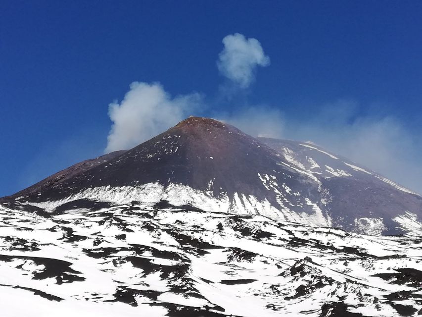 Etna: hiking to a stunning viewpoint over Valle del Bove - Walking through ancient lava fields