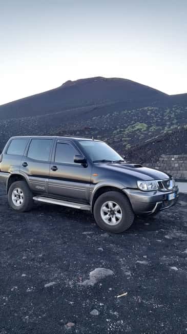 Etna: Jeep excursion and hike suitable for everyone. Free shoes and jacket - Who should choose this excursion?