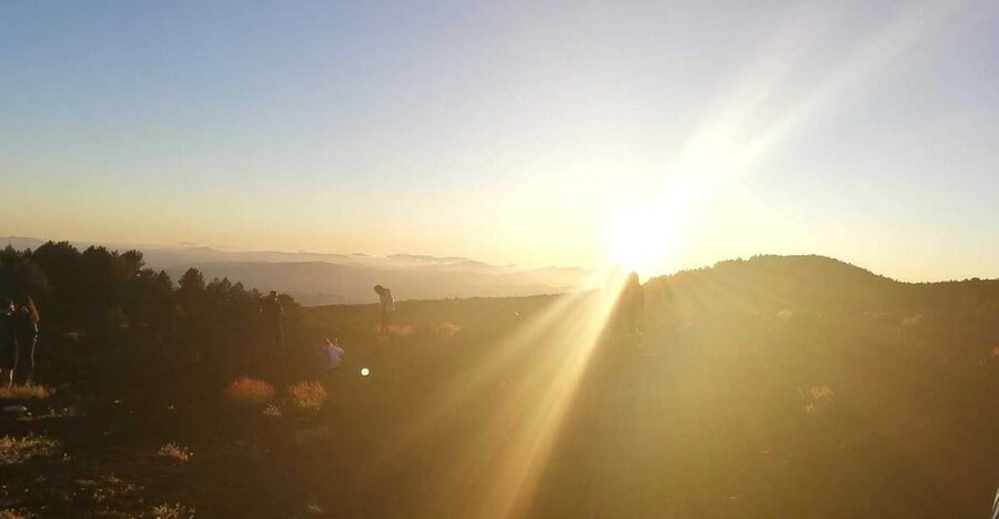 Etna Sunset Tour: Volcano trek, Cave & tasting from Catania - Why this Etna tour works so well