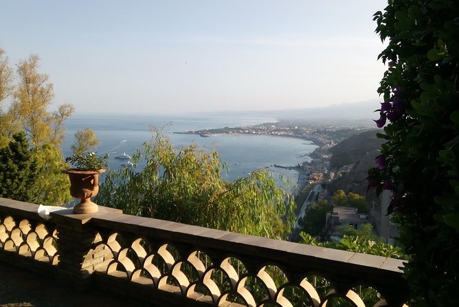 Etna & Taormina from Catania - Three hours to find your way around Taormina