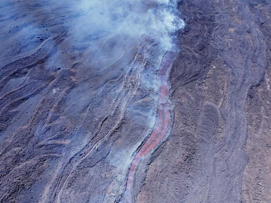 Etna: Trekking to the summit craters at 3340 meters - The two-hour climb to Etna’s summit craters