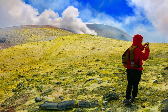 Etna - Trekking to the summit craters (only guide service) experienced hikers - The long descent to Piano Provenzana