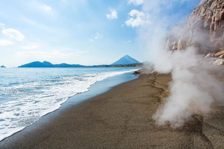 Experience the blessings of volcanoes in Kagoshima, Kyushu - Key points to know before booking