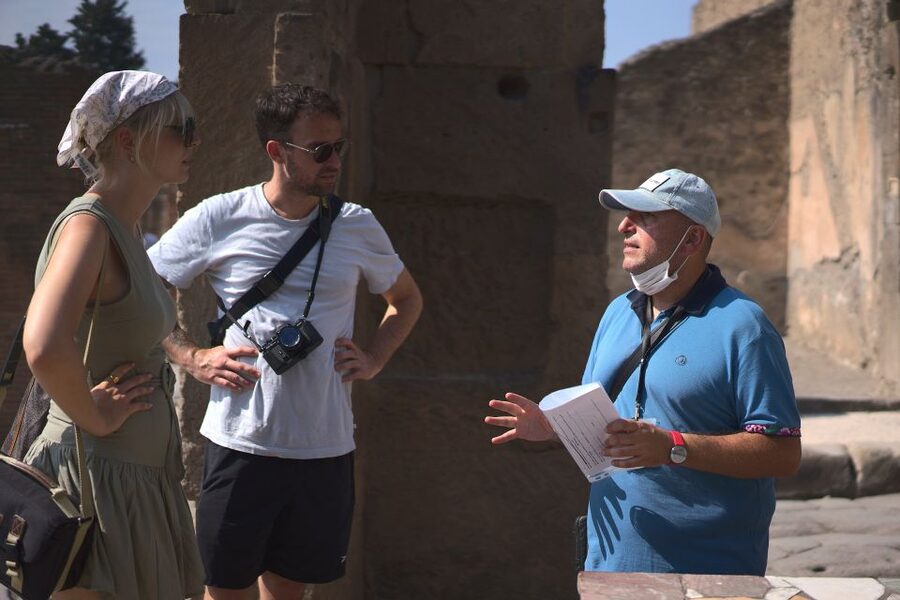 From Amalfi: Pompeii and Mount Vesuvius Private Day Trip - What the $365.91 price really buys