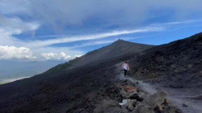 Pacaya Volcano Tour in English/Spanish