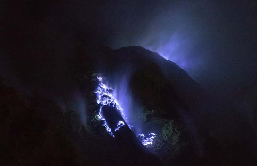 From Bali : Ijen Crater Tour From Canggu, Kuta, Bali - The six-hour Ijen visit, from dark to sunrise