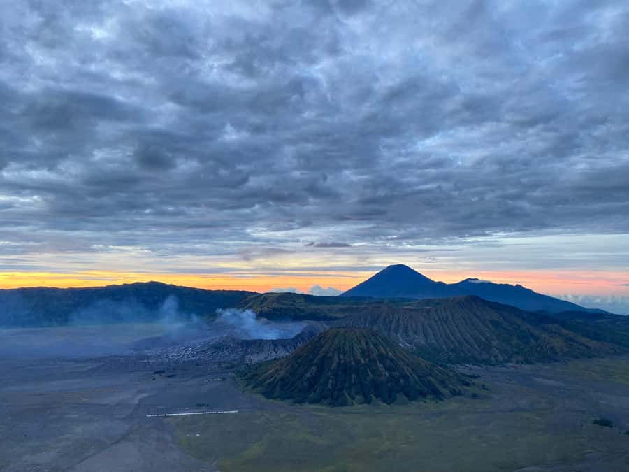 From Bali: Mount Bromo & Ijen volcanic private tour - Fitness, safety, and what to pack