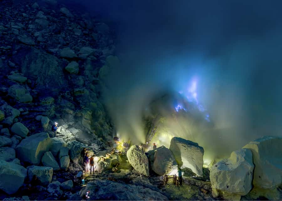 From Bali: Private Mount Ijen Crater Volcano Midnight Trek - Who should book this Ijen trip