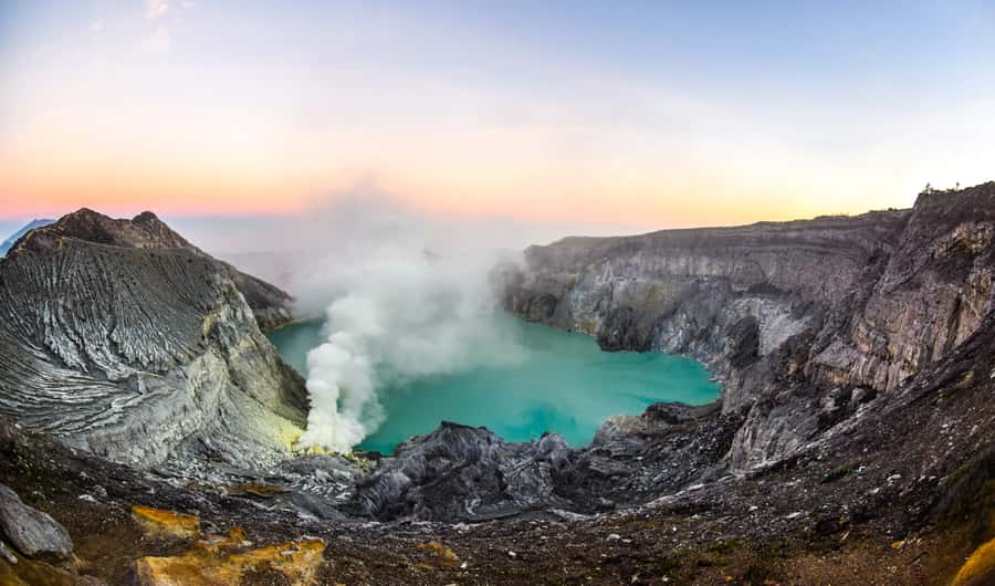 From Bali: Private Mount Ijen Crater Volcano Midnight Trek - Breakfast at a local warung and the long return
