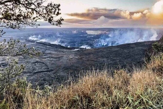 From Big island Kona Volcanoes and Waterfalls Shared Tour - The $375 price: when the value works