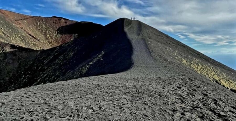 From Catania, Acireale, Giarre: Mount Etna Half-Day Trip - Going higher by cable car and 4x4
