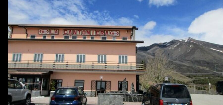 From Catania, Acireale, Giarre: Mount Etna Half-Day Trip - Who should choose this trip?