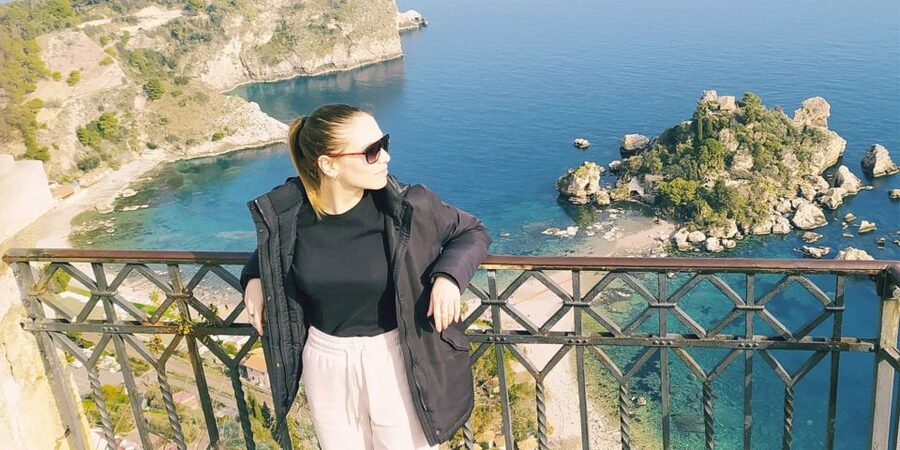 From Catania: Full-Day Mount Etna and Taormina Tour - Making the most of 90 minutes in Taormina