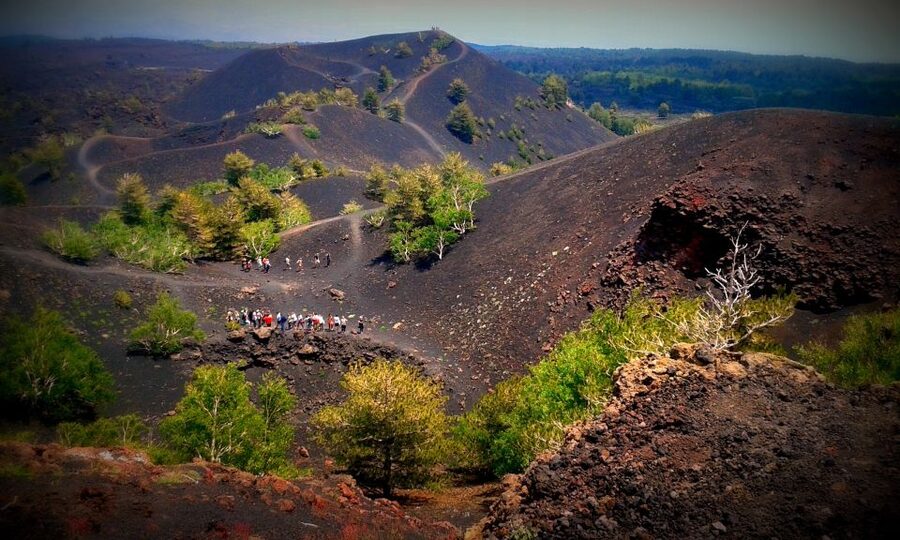 From Catania: Mount Etna Sunset Tour with Aperitif - Choosing the right season and clothing