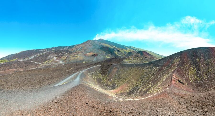 From Catania: Mt. Etna Half Day Morning Tour with Lunch - What the Guide Adds to the Walk