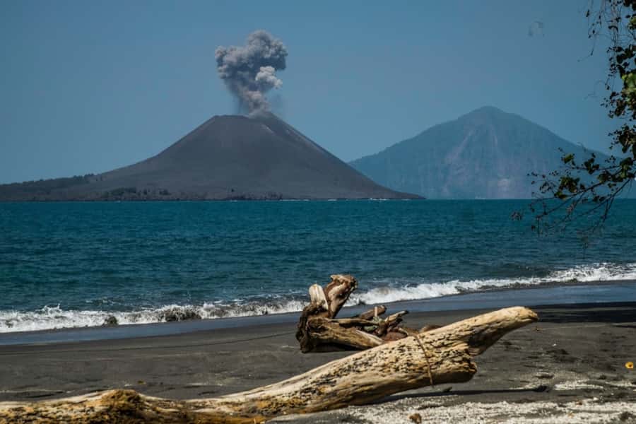 From Jakarta : Explore Krakatau Volcano Tour - The 4:30 am Start From Jakarta