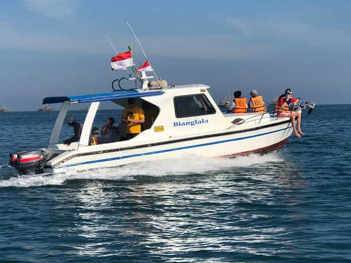 From Jakarta: Krakatoa Volcano Day Trip with Snorkeling - Snorkeling at Legon Cabe on Rakata Island