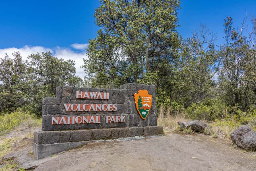 From Kailua-Kona: All-Inclusive Volcanoes National Park Tour - What is included, and why it matters