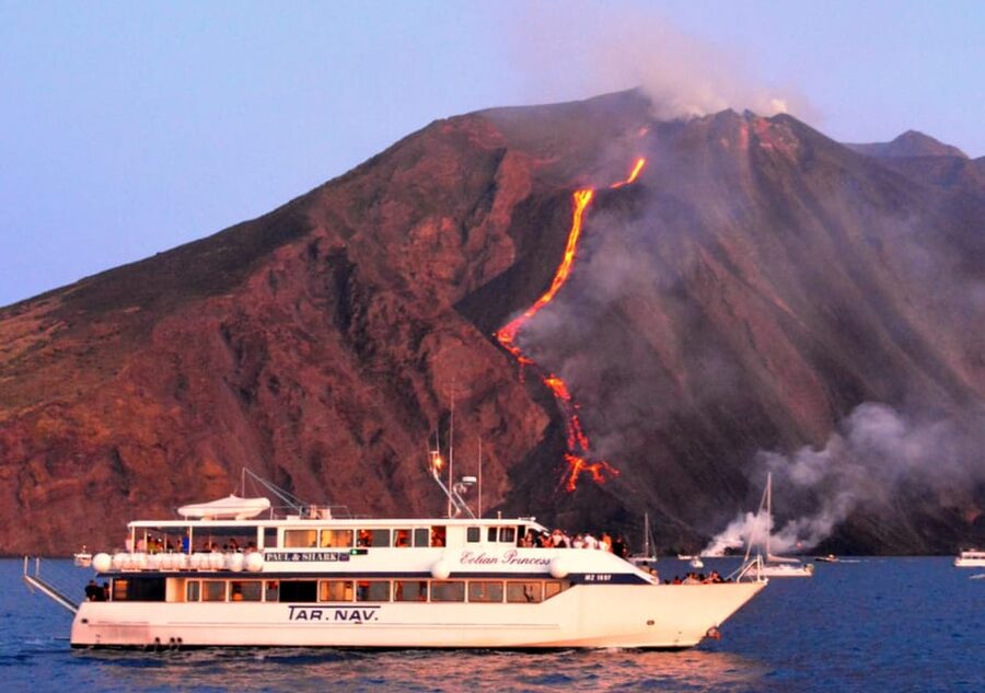 From Milazzo: Panarea & Stromboli Boat Trip - Panarea: 90 minutes of style and old stone