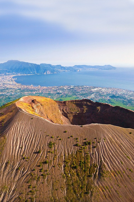 From Naples: Pompeii, Herculaneum and Vesuvius Tour - Meeting the minibus near Via Galileo Ferraris