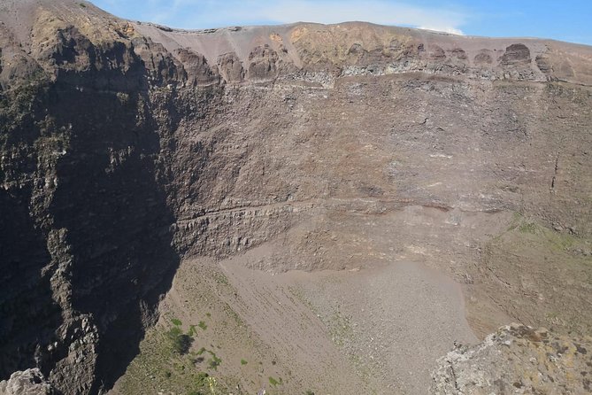 From Naples: Pompeii & Mount Vesuvius Full-Day Tour with Lunch - The climb to Mount Vesuvius