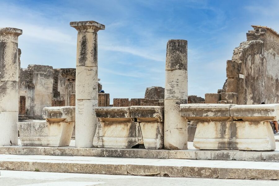 From Naples: Pompeii Ruins & Mount Vesuvius Day Tour - Pompeii: a guided look at the main streets