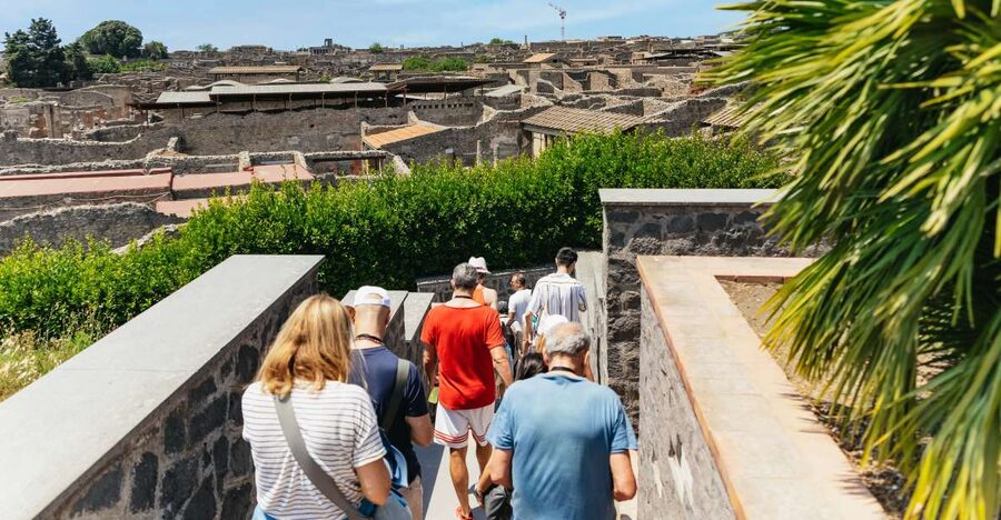 From Naples: Pompeii Ruins & Mount Vesuvius Day Tour - Climbing Mount Vesuvius