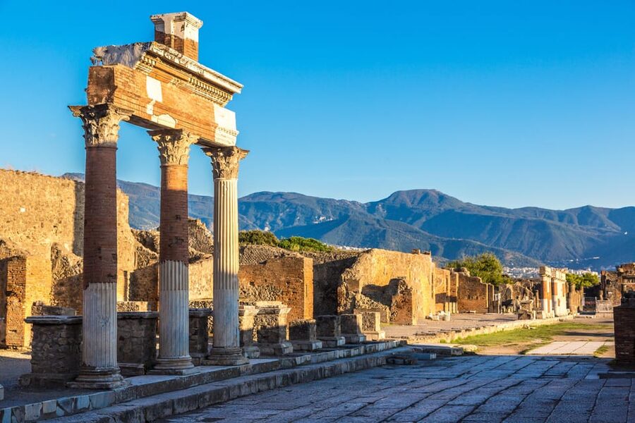 From Naples Port:Pompeii+Vesuvius tour - Who will get the most from this experience