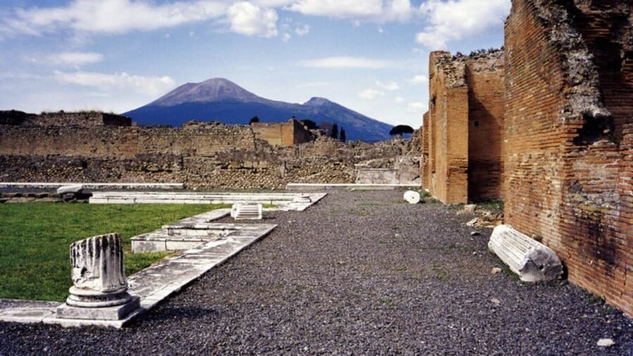 From Naples to Pompeii and Vesuvius - What the $158.60 price includes