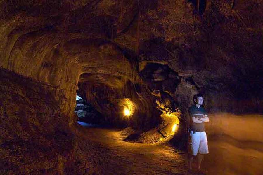 From Oahu: Big Island Volcano Adventure & Helicopter - Adding the 45-minute Blue Hawaiian helicopter flight