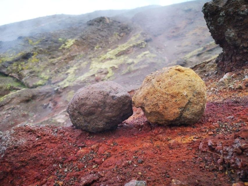 From Pompeii/Naples: Vesuvius Easy Transfer and Entry Ticket - Starting in Naples or Pompeii