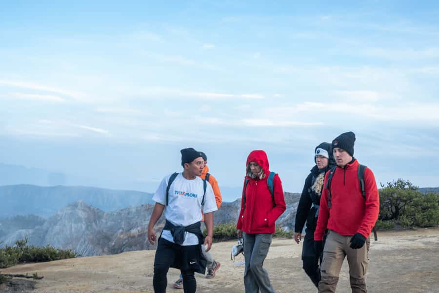 From Probolinggo: 2-Day Mount Bromo and Ijen Volcano Tour - The long transfer from Bromo to Ijen