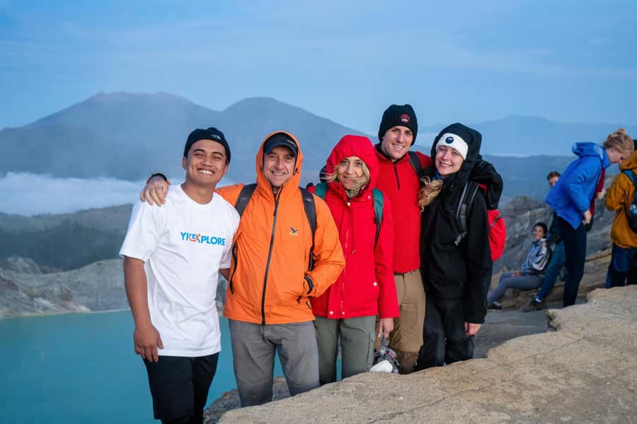 From Probolinggo: Ijen Volcano Sunrise Blue Fire Guide Tour - Key points to know before booking
