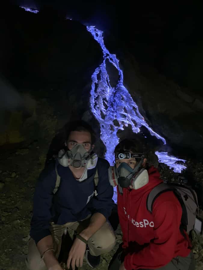 From Probolinggo: Ijen Volcano Sunrise Blue Fire Guide Tour - The hike to Ijen’s crater rim