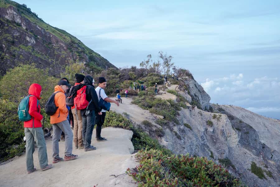 From Probolinggo: Ijen Volcano Sunrise Blue Fire Guide Tour - Pickup in Probolinggo and the two-day plan