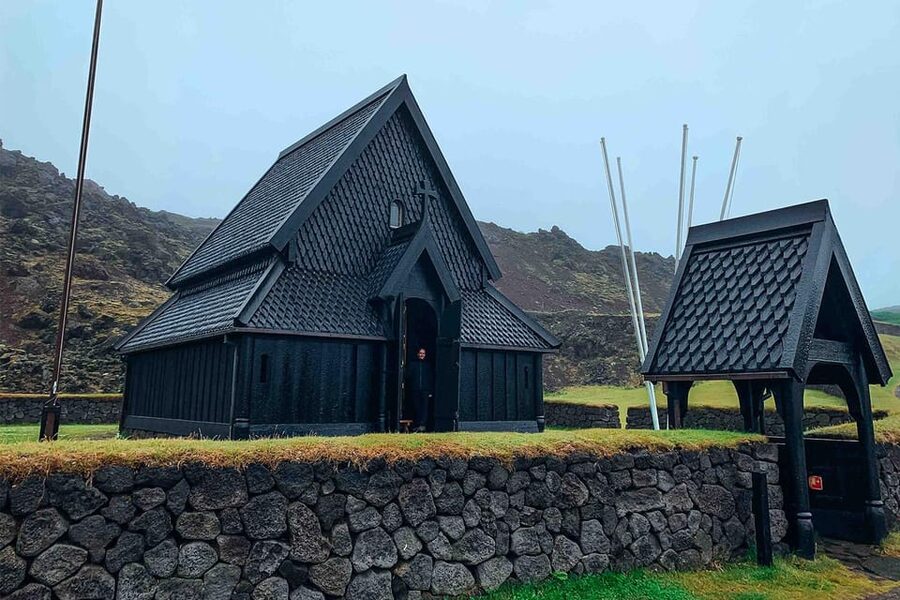 From Reykjavik: Puffin and Volcano Tour in Westman Islands - The Reykjavik pickup and ride to Landeyjahöfn