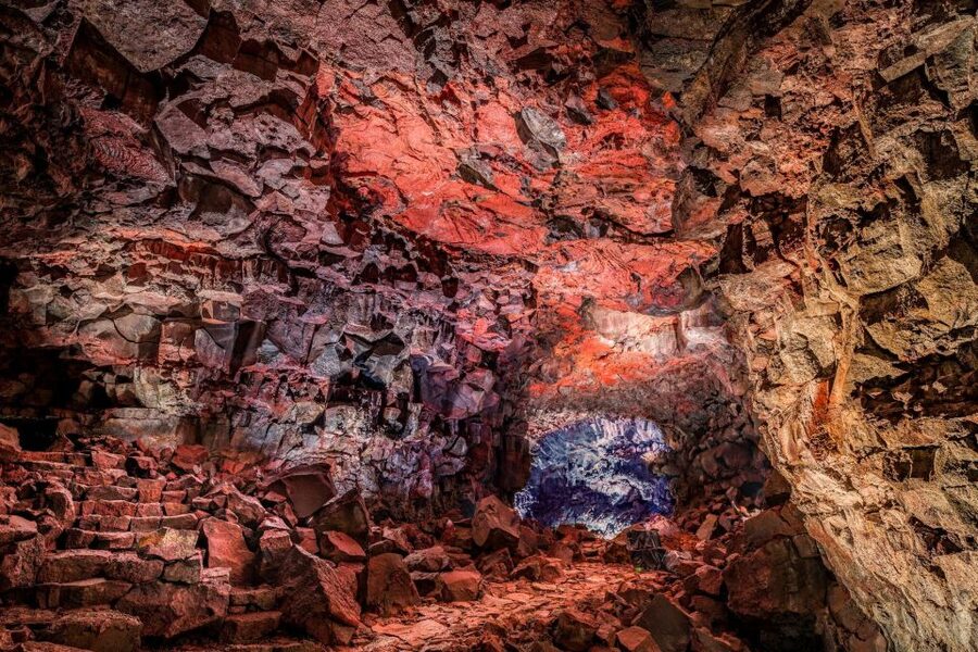 From Reykjavik: Raufarhólshellir Lava Tunnel by Bus - Who will enjoy this most?