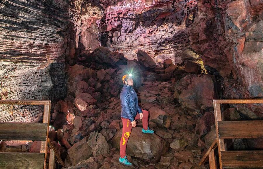 From Reykjavik: Raufarhólshellir Lava Tunnel Tour - Why Raufarhólshellir feels different from a normal sightseeing stop