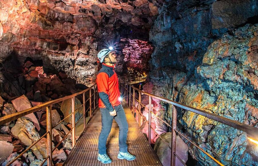 From Reykjavik: Raufarhólshellir Lava Tunnel Tour - The 40-minute drive from Reykjavik