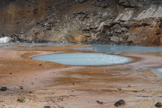 From Reykjavík: Reykjanes Lava Fields & Grindavík Minibus Tour - Seltún’s sulfur, mud, and mineral colors