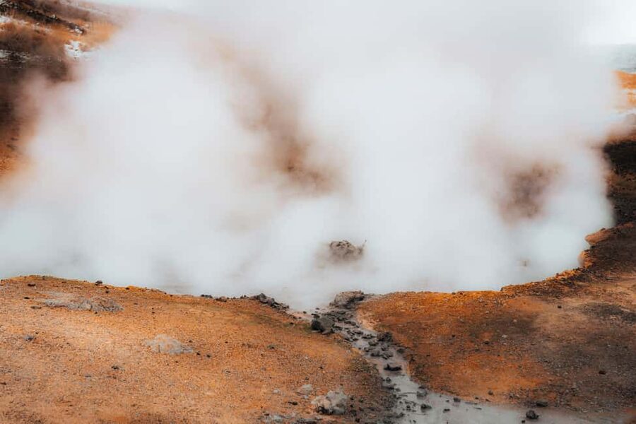 From Reykjavik: Volcanic Peninsula & Grindavik Minibus Tour - Grindavík after the eruptions