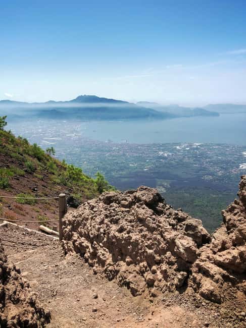 From Rome Day trip: Pompeii and Vesuvius at your leisure - Who should book this experience?