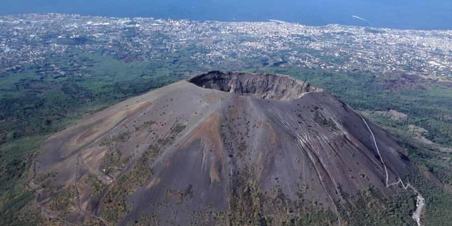 From Rome: Pompeii and Mount Vesuvius Private Tour - Lunch near the volcano
